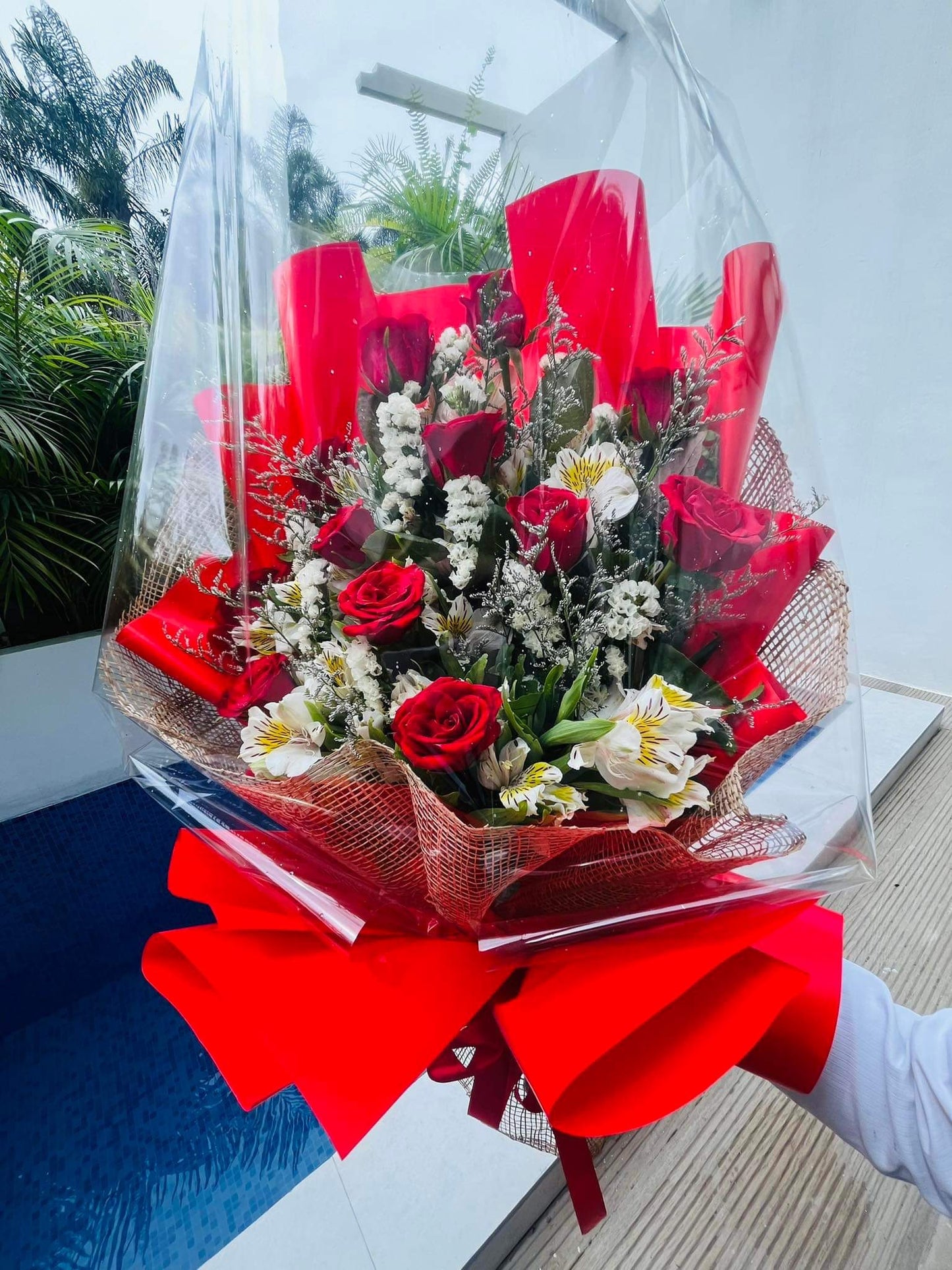Bouquet of flowers (1) dozen